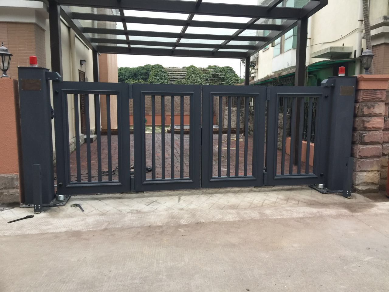 厦门海沧区厦门海沧区德阳市悬浮折叠门